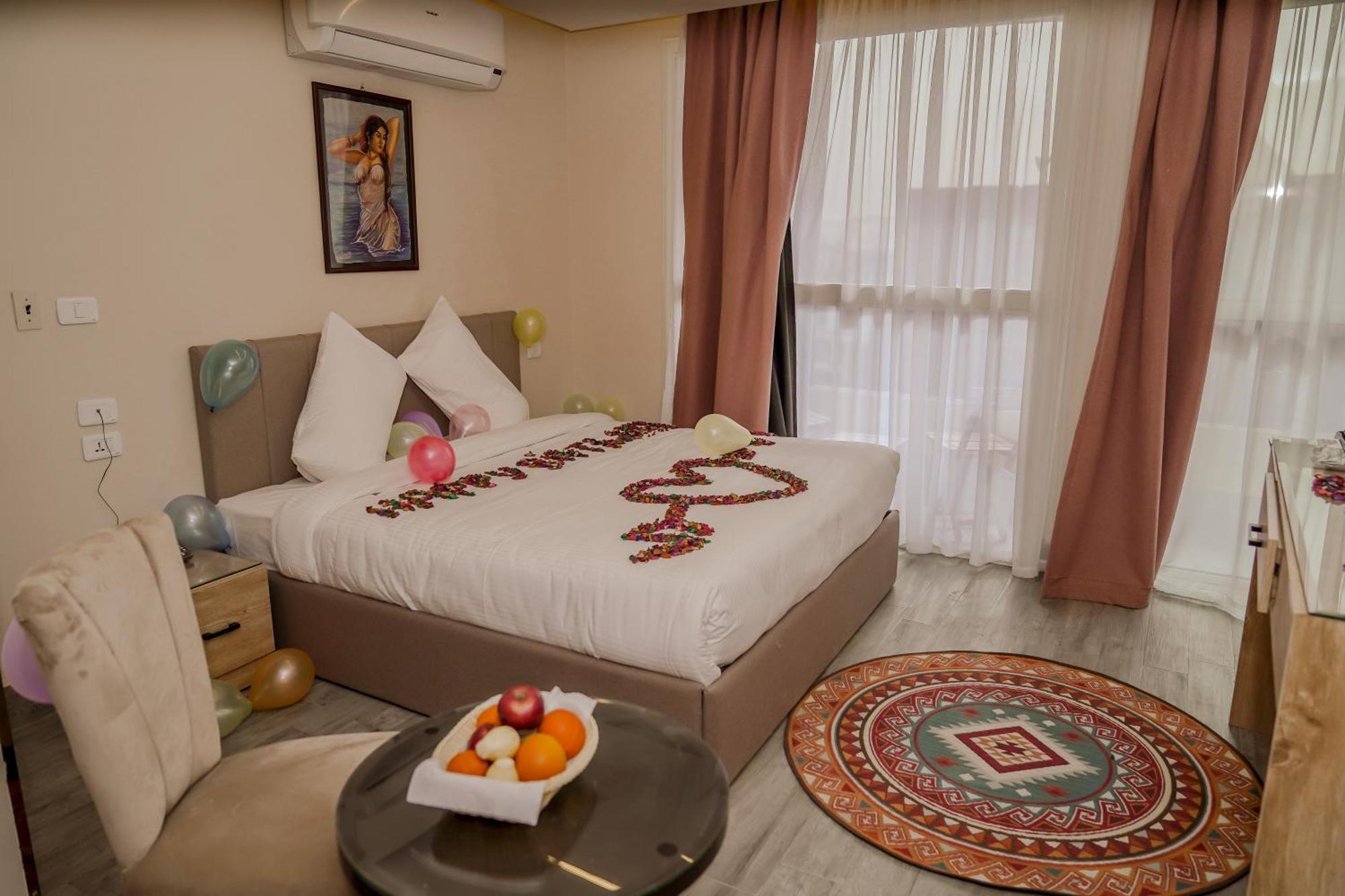 Pyramids Hotel Kafrat al Jabal Exterior photo
